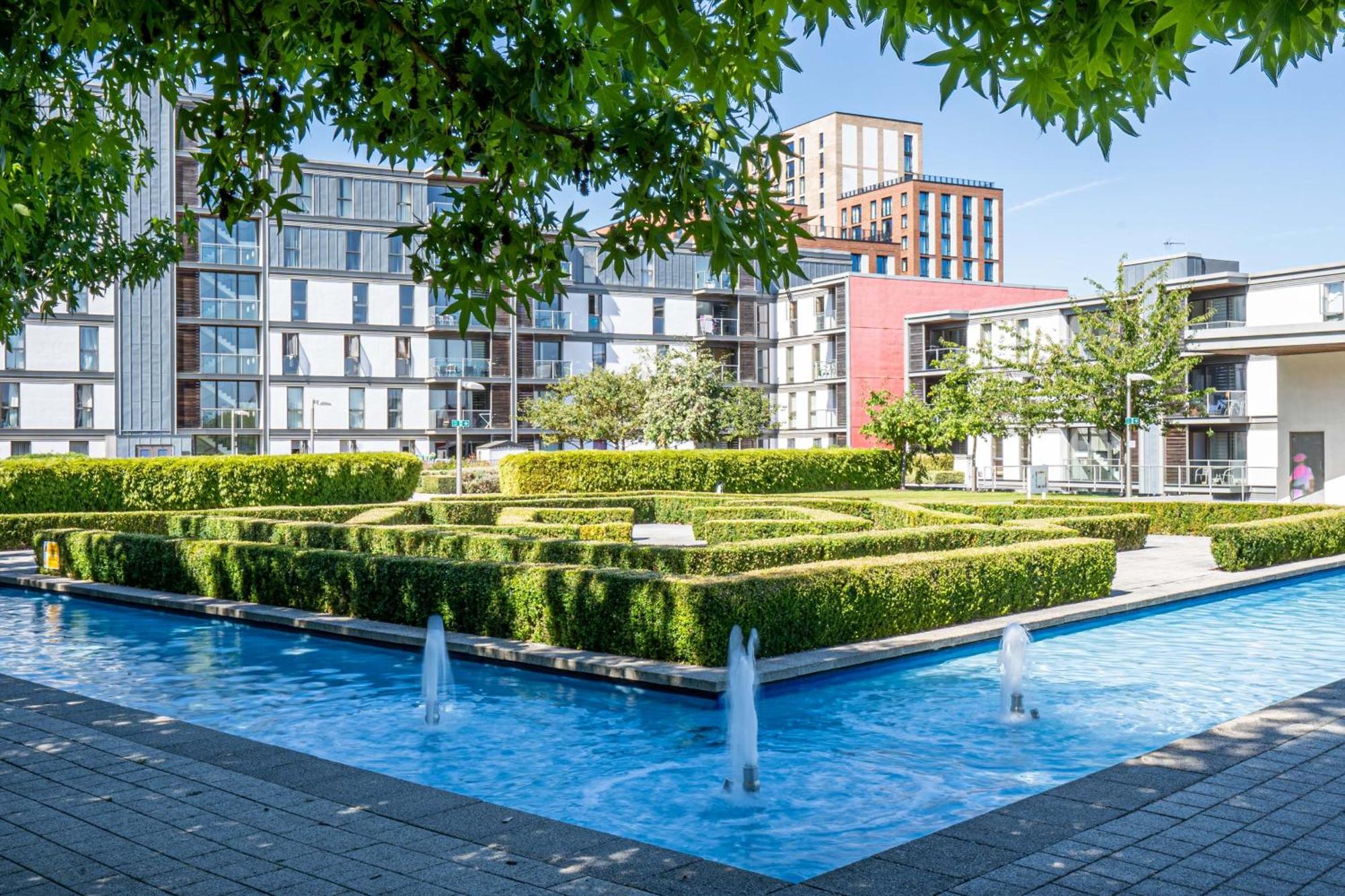 Cotels At Vizion Serviced Apartments, Superfast Broadband, Central Location, Free Parking, Fully Equipped Kitchen 밀턴 케인즈 외부 사진
